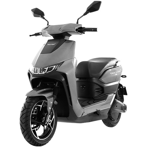 Ішінде қалың дилдо бар